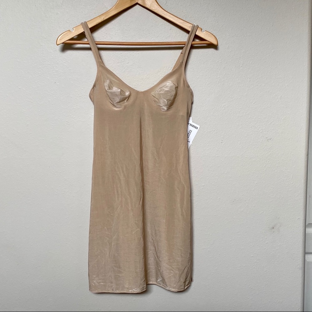 Gemma Slip Size 34B in Nude